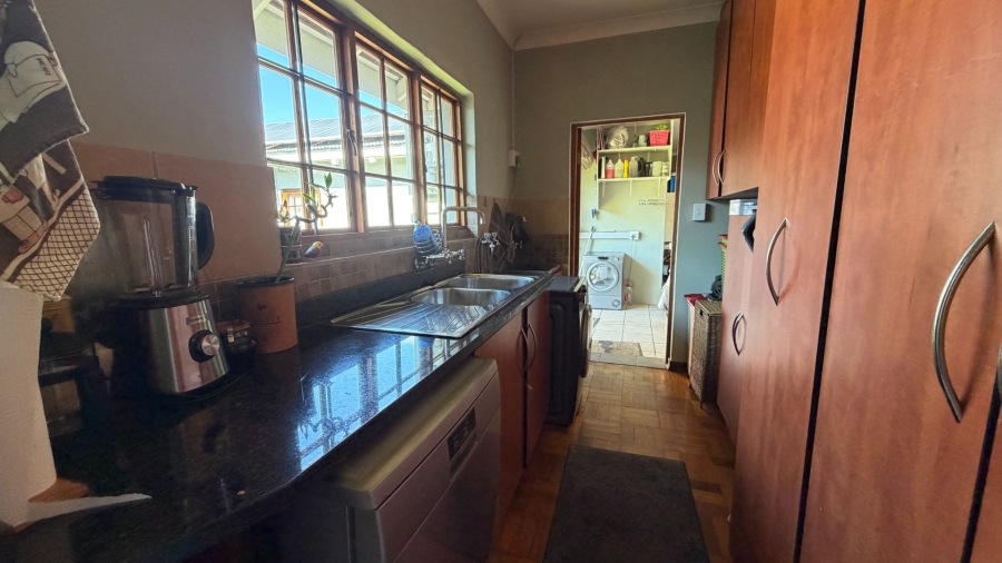 4 Bedroom Property for Sale in Oewersig North West
